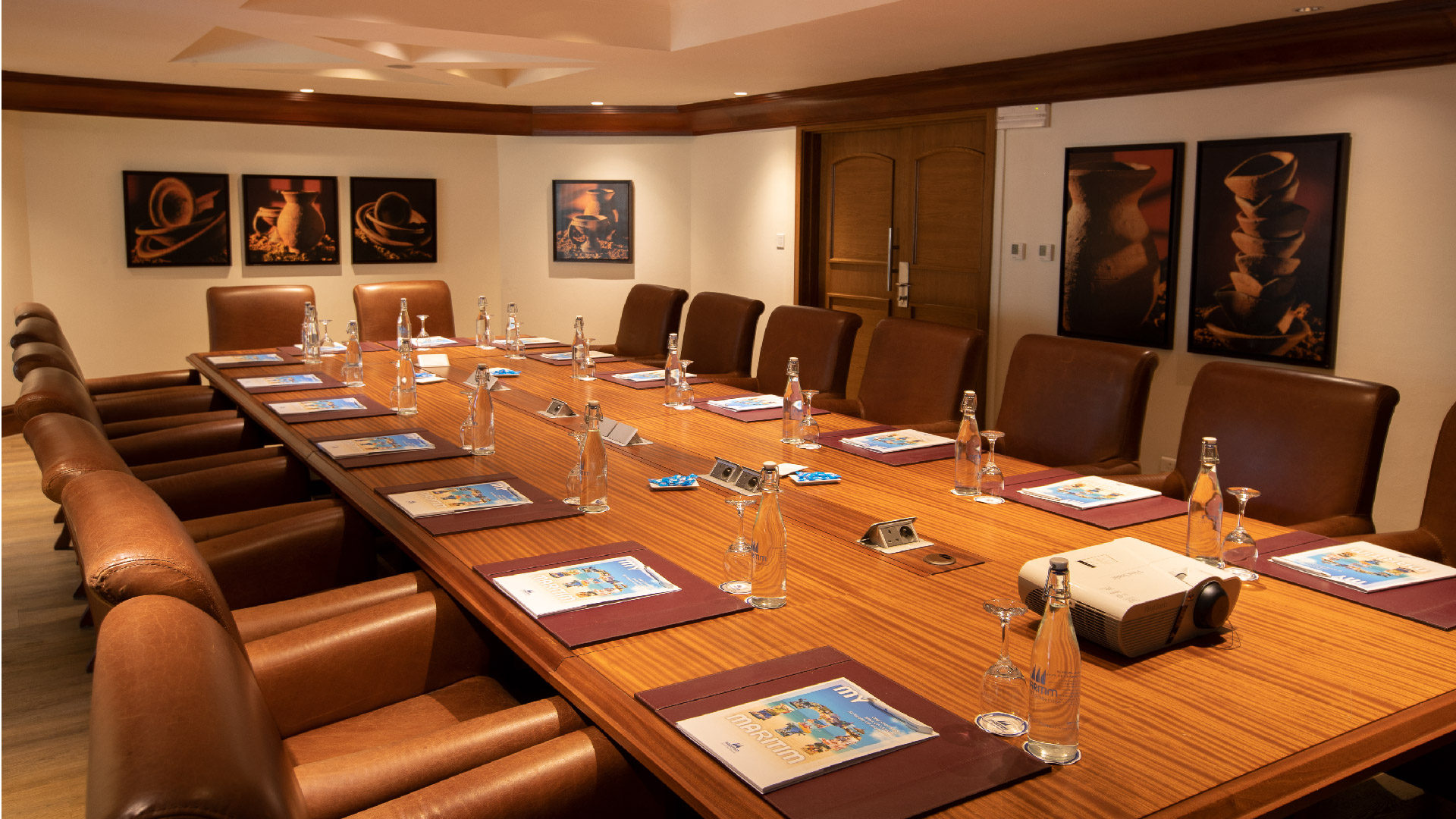 MEETING & CONFERENCE_RESIZED-02